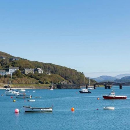 Harbourside 2 Bed Apartment, Barmouth Bridge Views Exterior foto