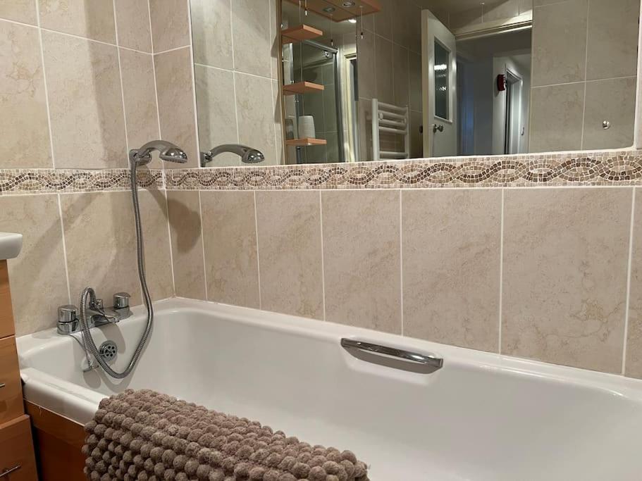 Harbourside 2 Bed Apartment, Barmouth Bridge Views Exterior foto